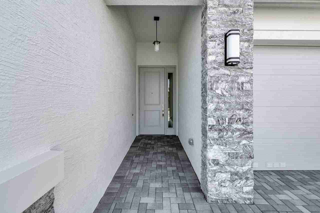 12489 Sw Emerald Estuary Ter - Photo 5 of 50