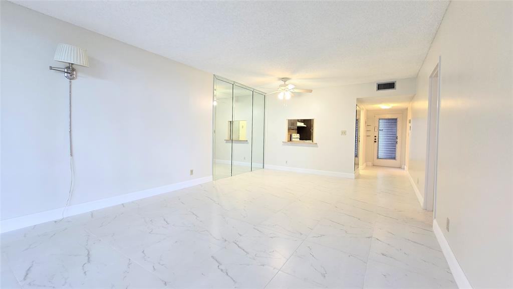 8421 Lagos De Campo Blvd - Photo 6 of 50