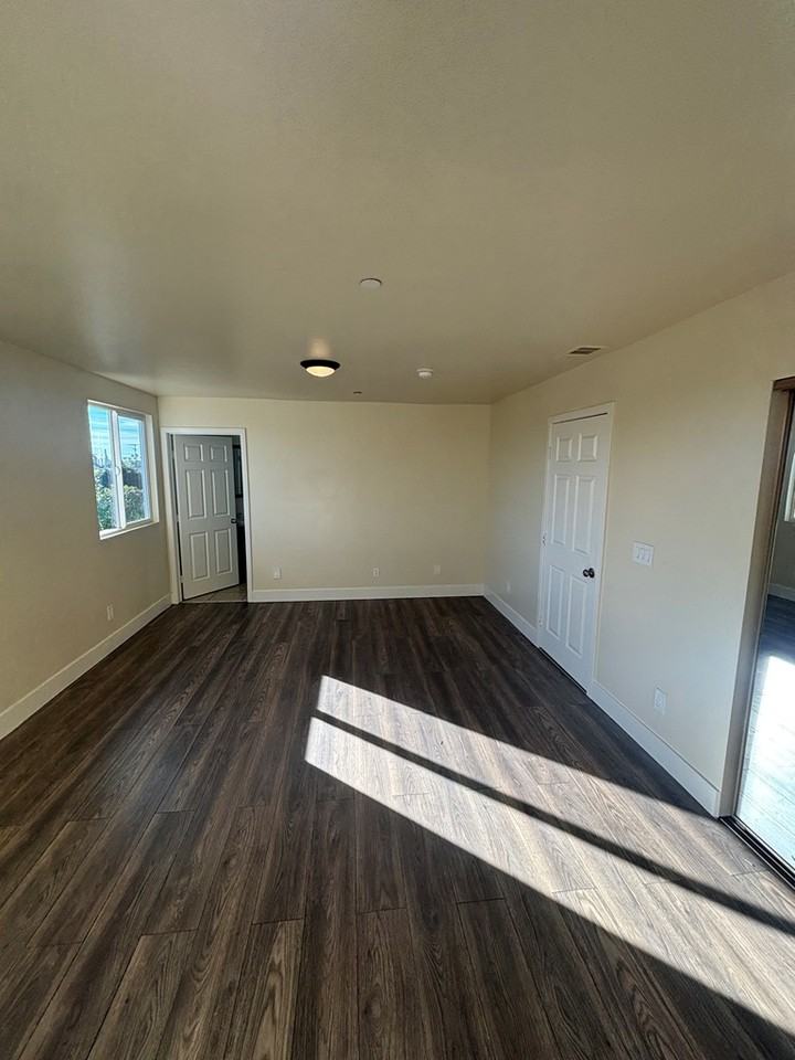 333 East 69th Street - Photo 6 of 16