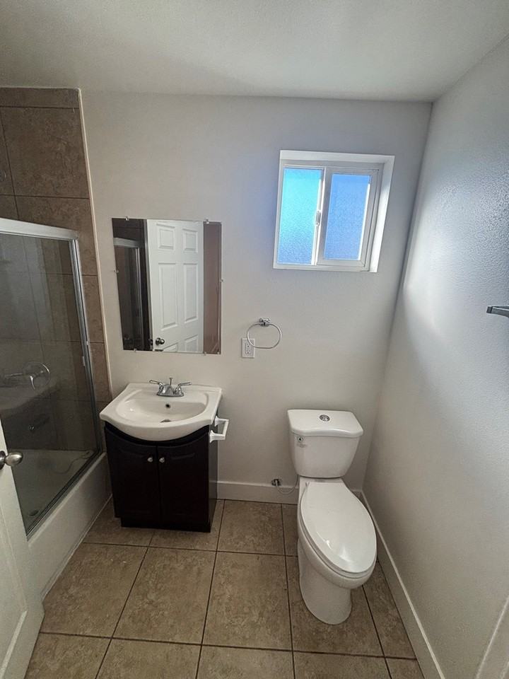 333 East 69th Street - Photo 7 of 16