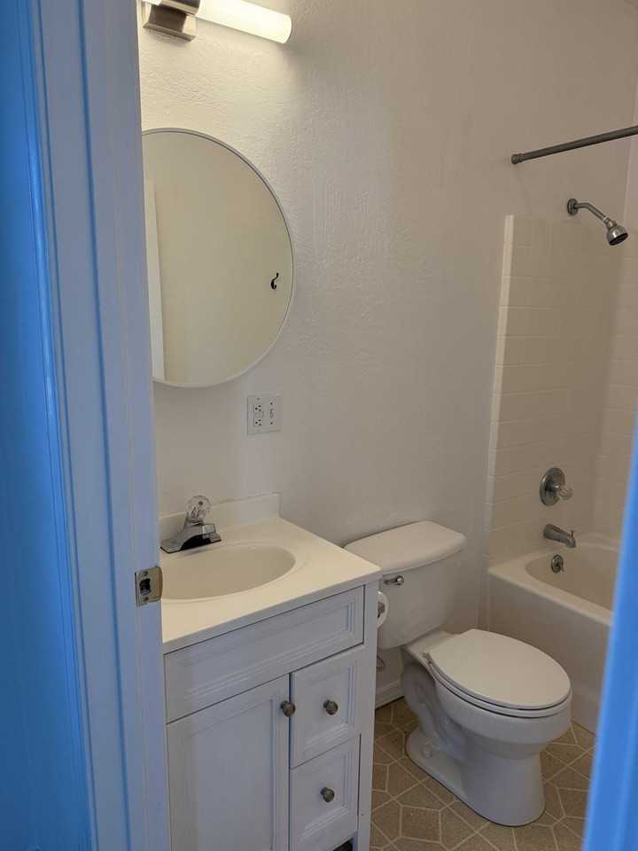 3996 Dry Creek Rd - Photo 7 of 11