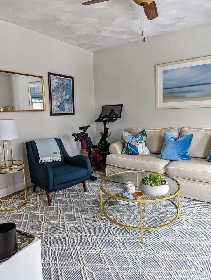 60 Queensberry St #21 - Photo 4 of 11