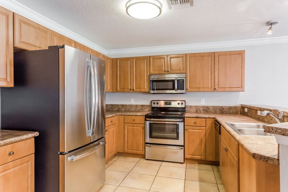 11961 Donlin Dr - Photo 5 of 15