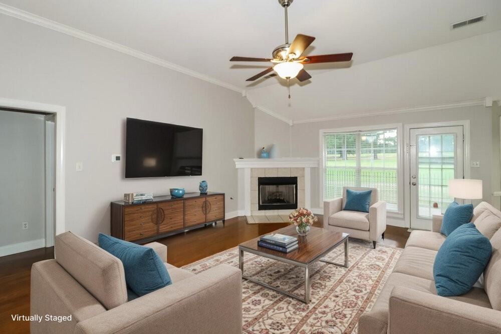 7633 Meadow Ridge Ln - Photo 5 of 20