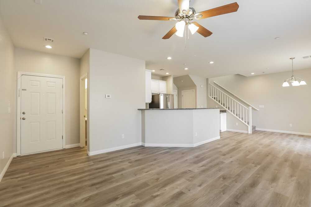 6204 Joaquin Hills Ct - Photo 5 of 17