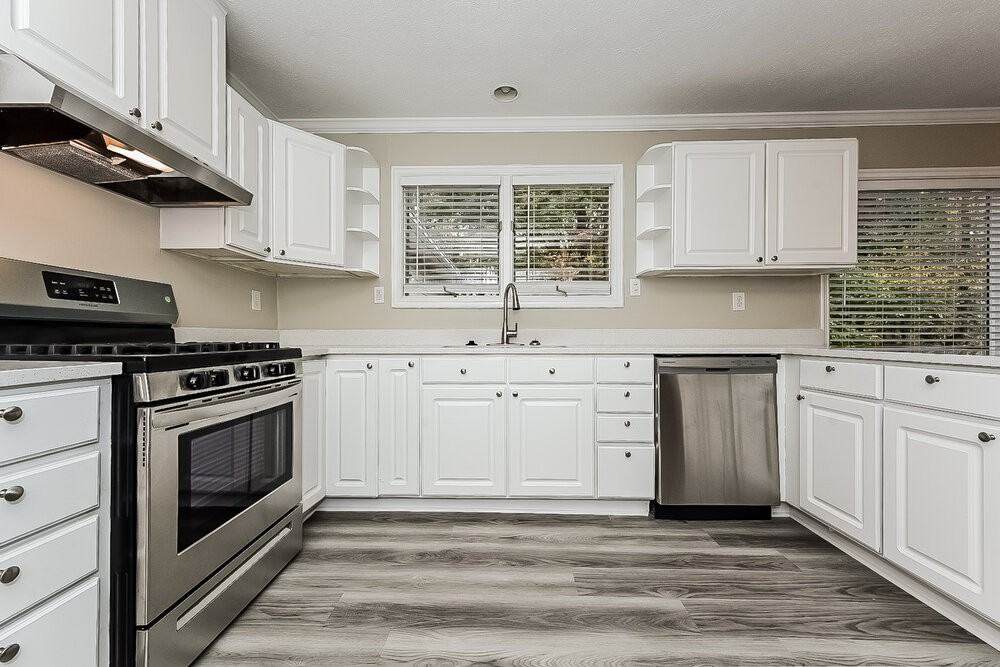 130 Maple Pl - Photo 7 of 16