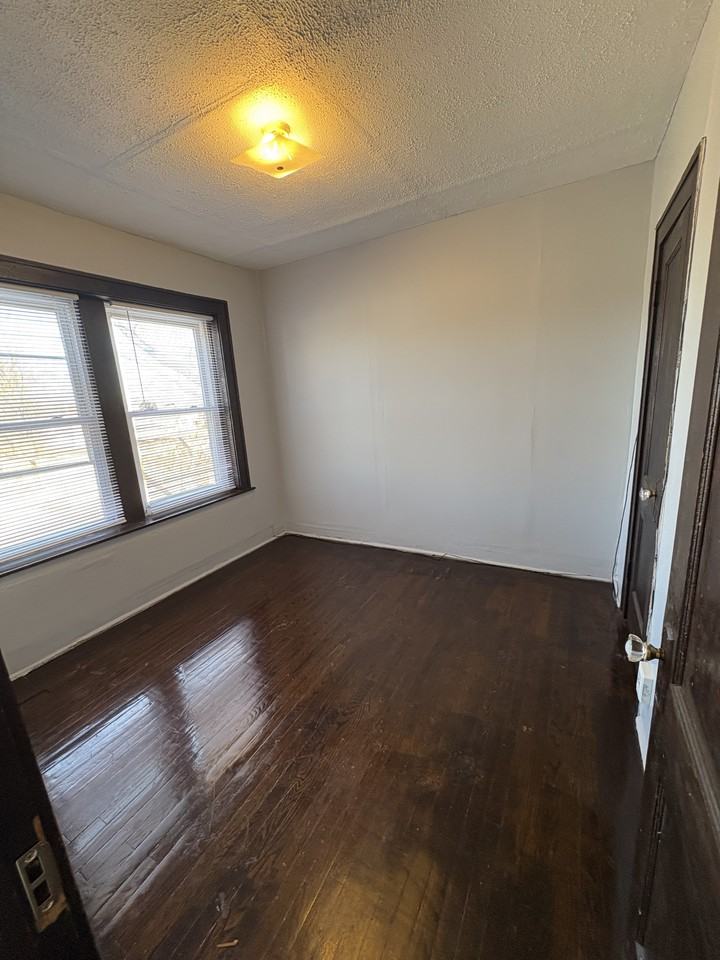 S Wentworth Ave & W 116th St #5 - Photo 2 of 5