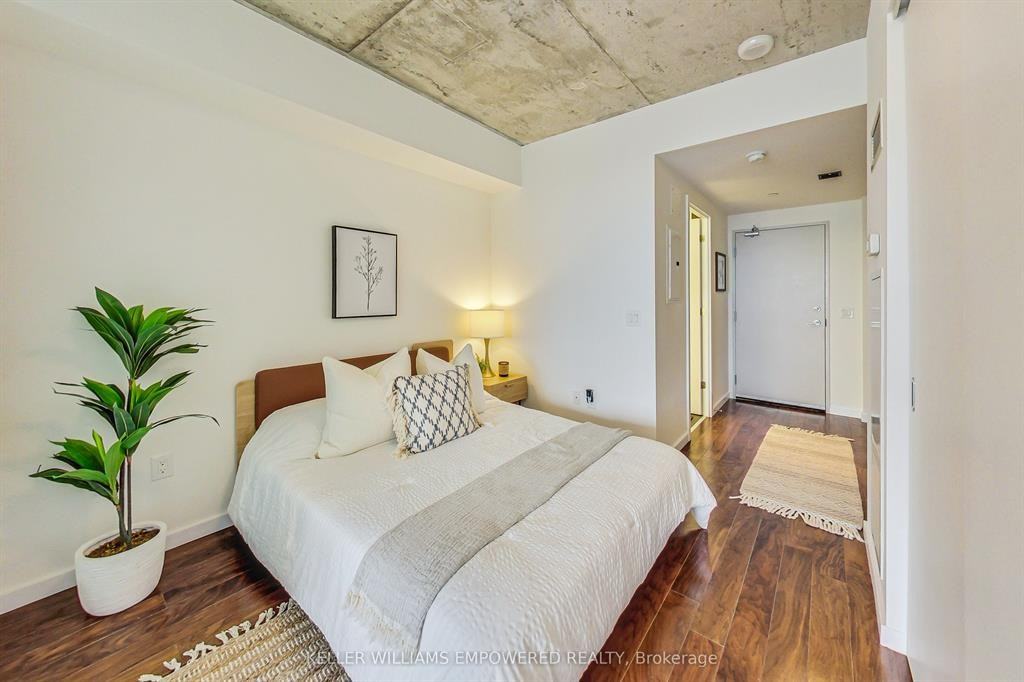 32 Trolley Crescent #1003 - Photo 2 of 10