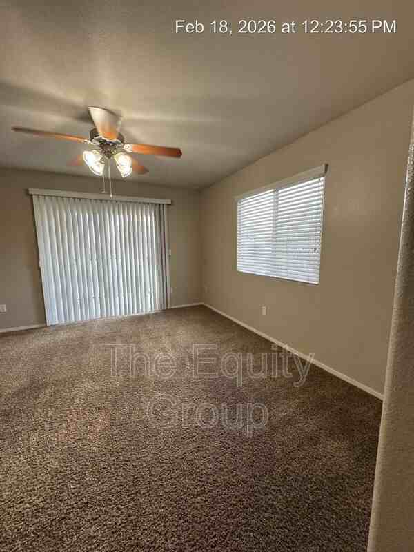 2647 W Lark Ave - Photo 5 of 23