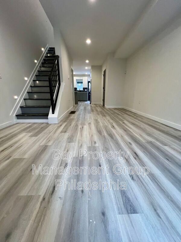 1812 S Ringgold St - Photo 3 of 22