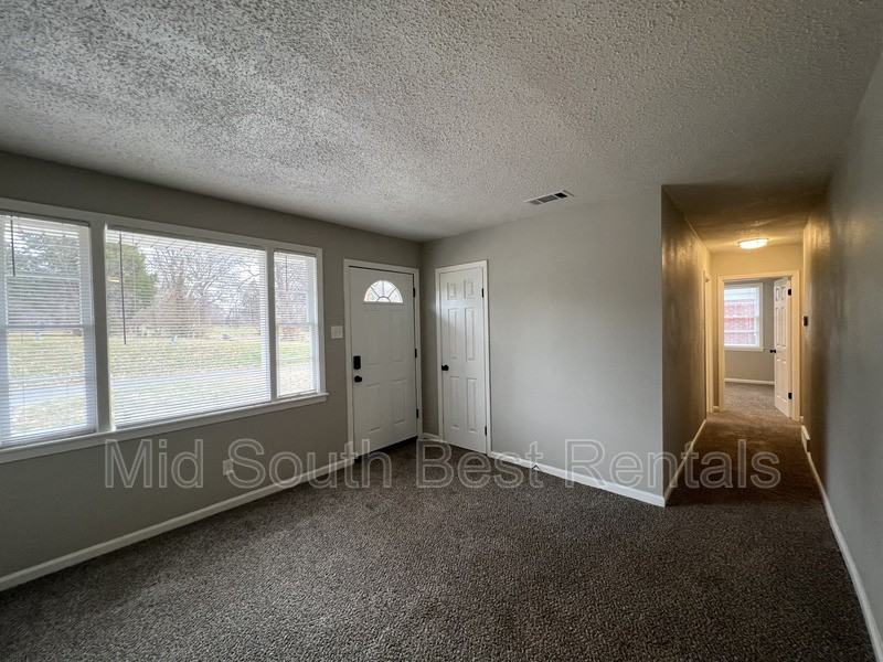 1281 Elliston Rd - Photo 2 of 13