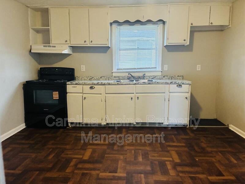 208 Royster Ave - Photo 3 of 17