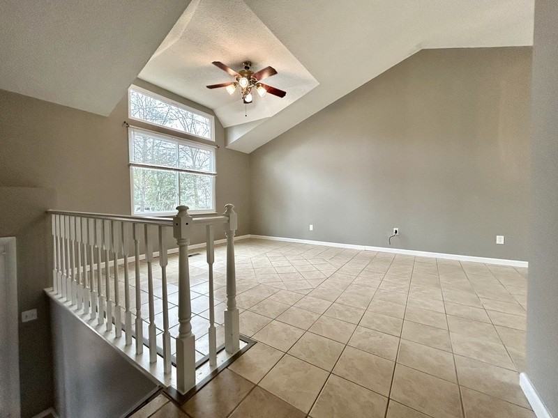 1030 Glenfiddich Dr - Photo 3 of 29