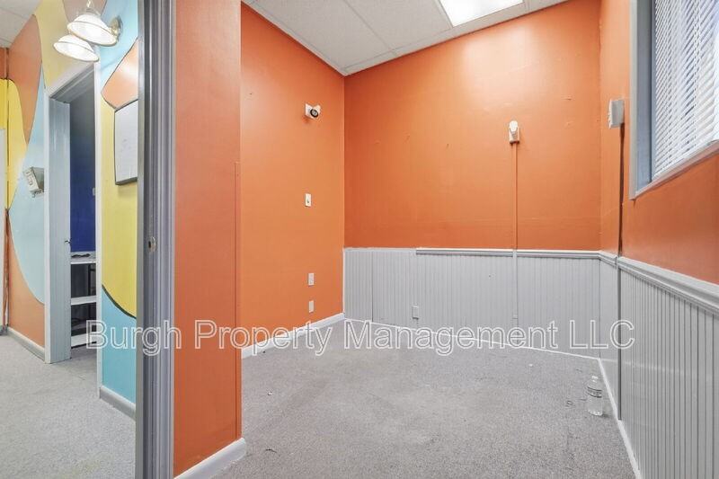 502 Walnut Ave #2 - Photo 5 of 9