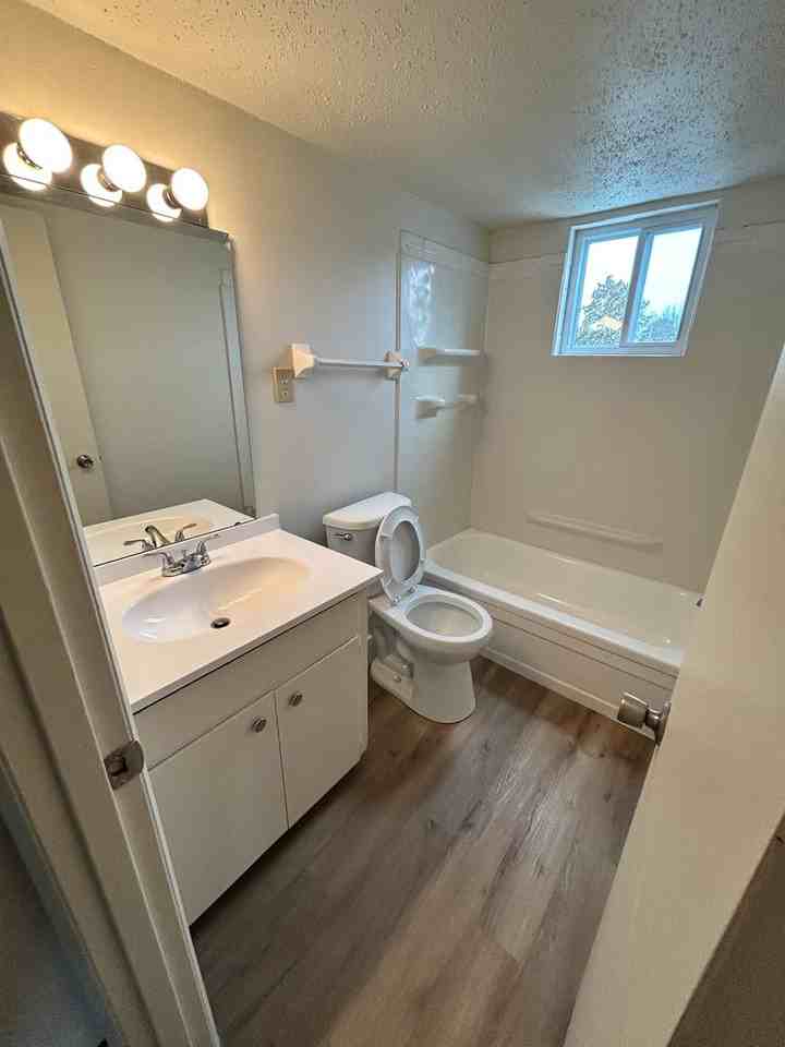 Broadway Apartments - Photo 7 of 47