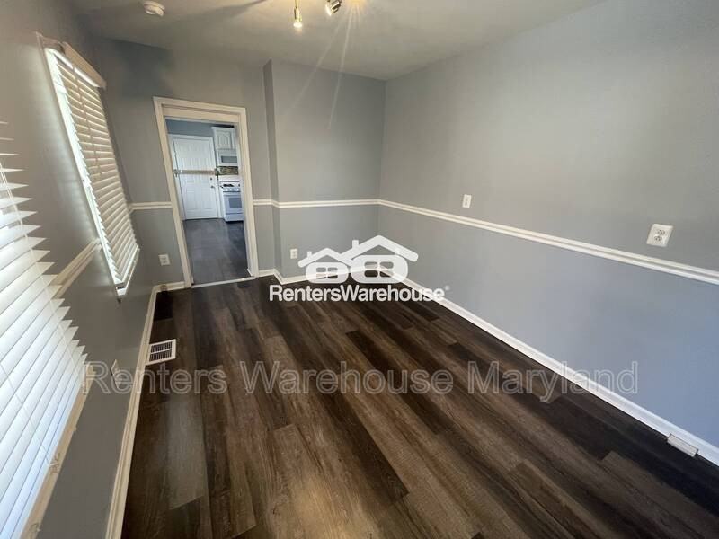 1519 Union Ave - Photo 4 of 18