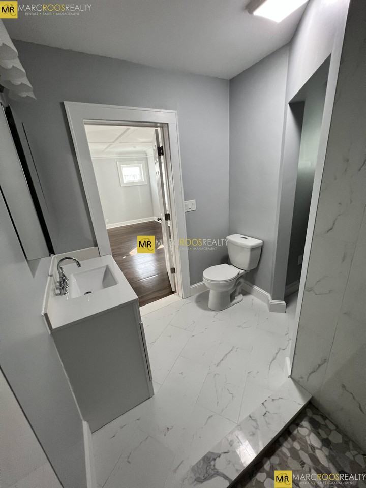 10-12 Lawrence Street #12 - Photo 7 of 19