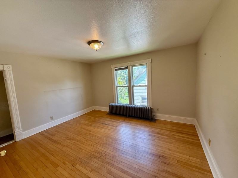 238 Scott Ave #A - Photo 6 of 13