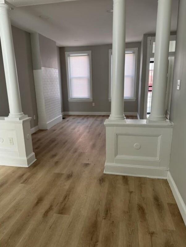 1314 W Wishart St - Photo 3 of 29