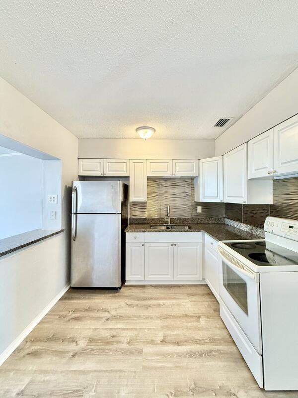 5396 68th Way N - Photo 7 of 50