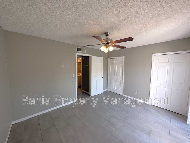 6415 S Roberts Ave #103 - Photo 6 of 9