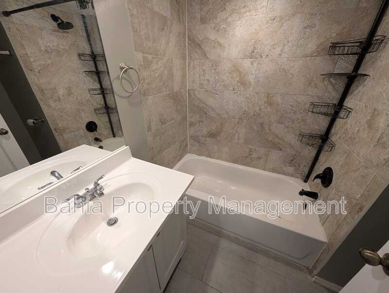 6415 S Roberts Ave #103 - Photo 7 of 9