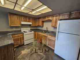 809 Bulwer St #C - Photo 1 of 1