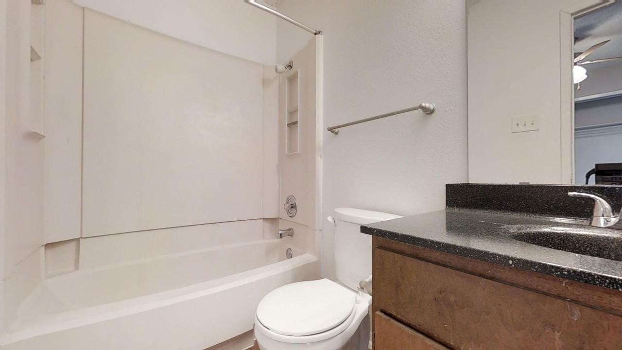 Willow Hill Apartments - Photo 5 of 50