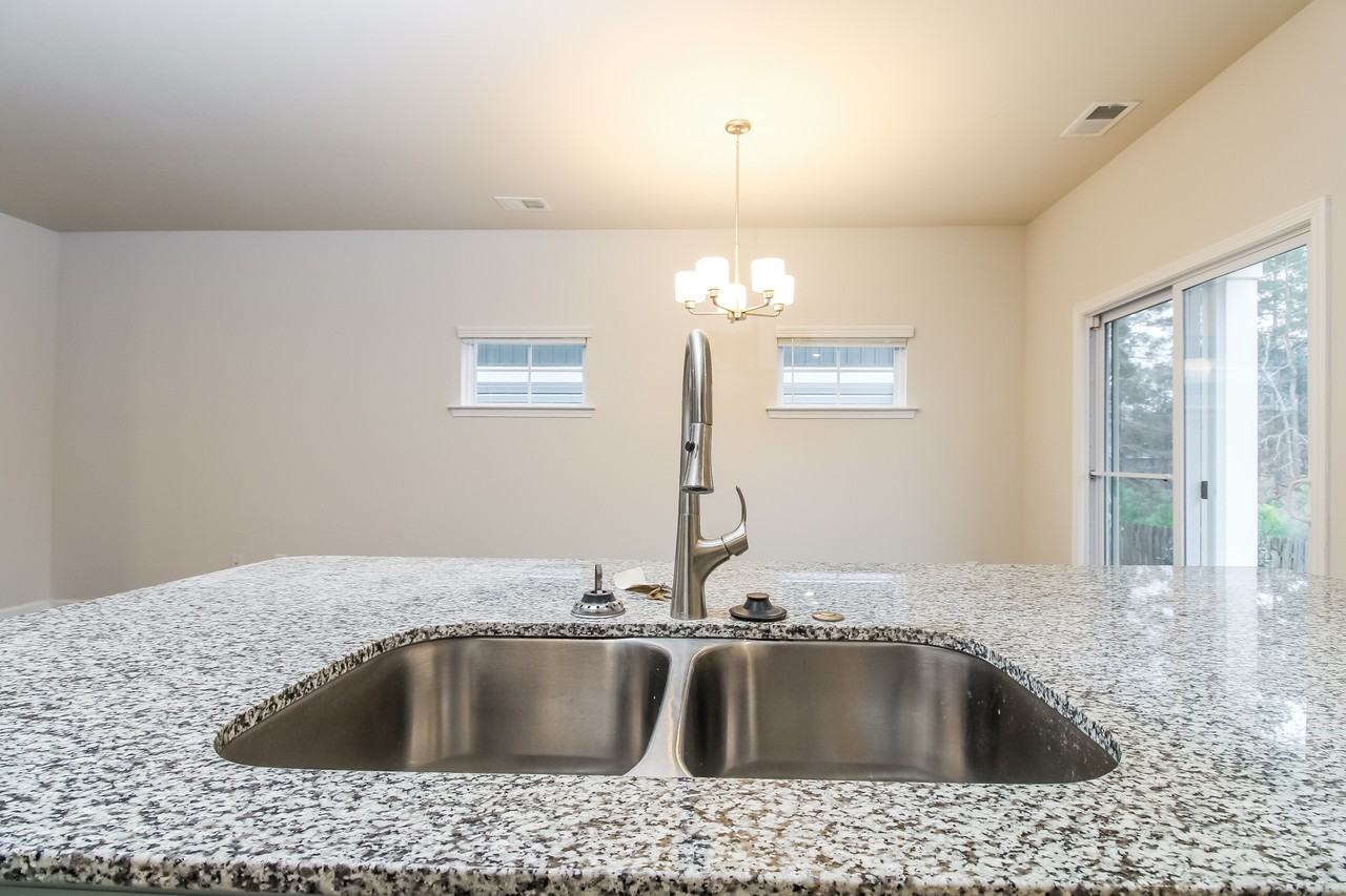 306 High Grove Way - Photo 7 of 31