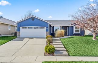 695 N Shady Grove Way - Photo 1 of 1