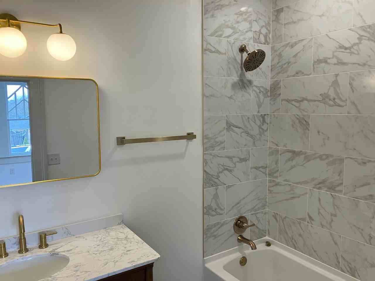 1419 Virginia St #1 - Photo 3 of 11