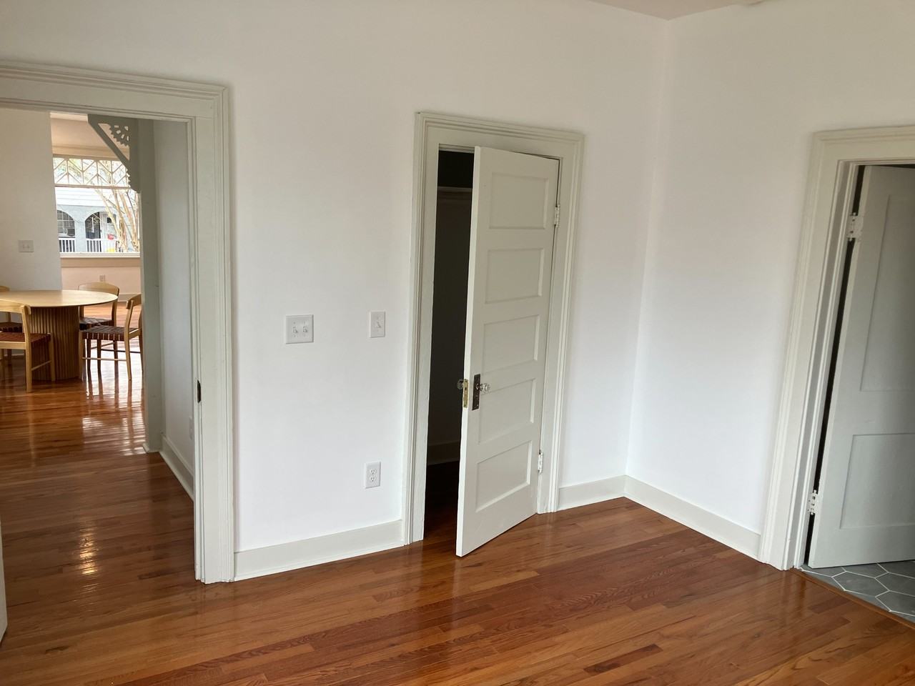 1419 Virginia St #1 - Photo 5 of 11