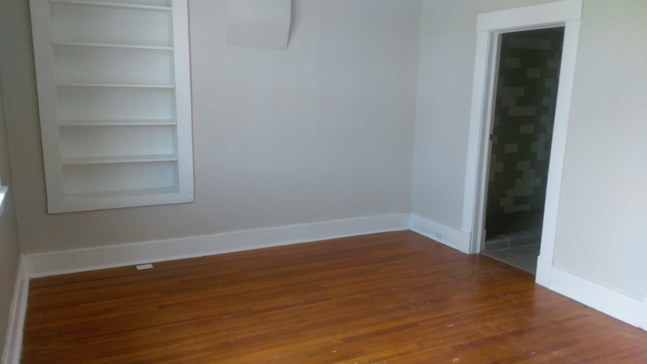 4332 Trowbridge Dr - Photo 2 of 16