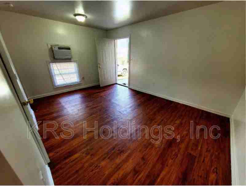 1111 Stainback St #2 - Photo 2 of 8