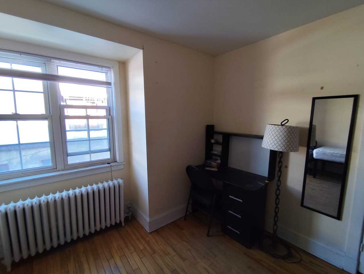 213 Rue Wilbrod Street #5 - Photo 3 of 3