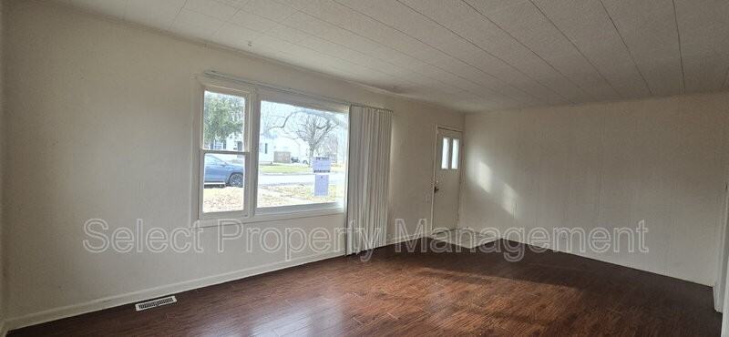 4405 S Colonial Ave - Photo 3 of 14