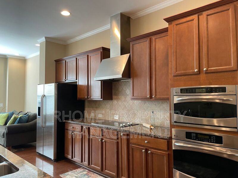 1145 Parktown Dr - Photo 6 of 34