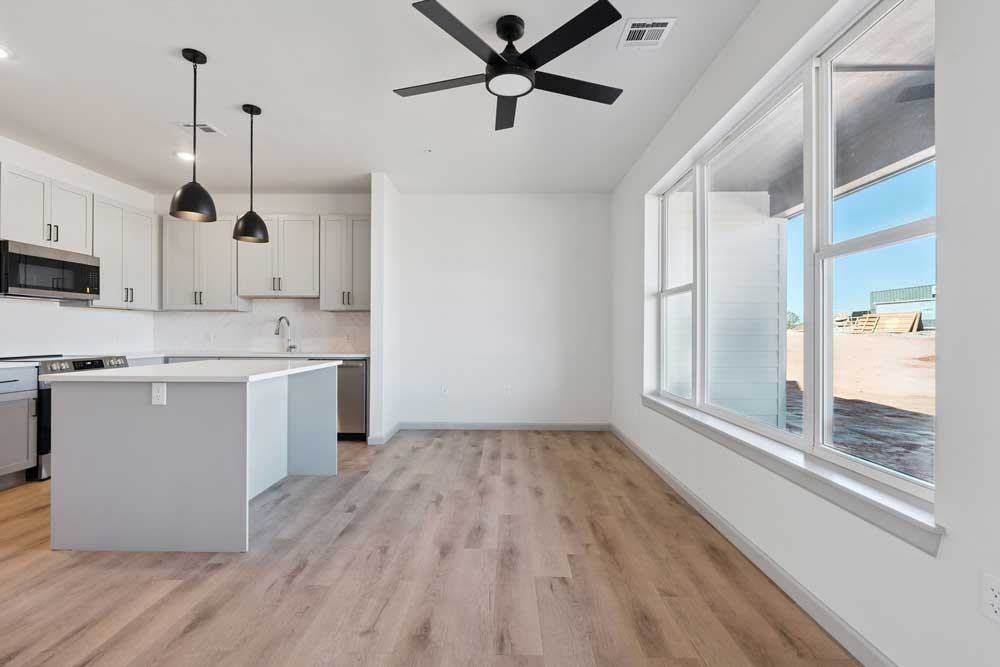 Oaks At Covell - Photo 3 of 43