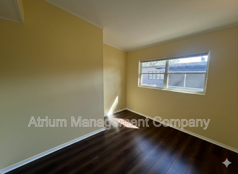 1 E King St - Photo 5 of 19