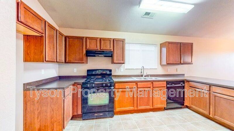 9005 Hidden Spring Ave Sw - Photo 7 of 17