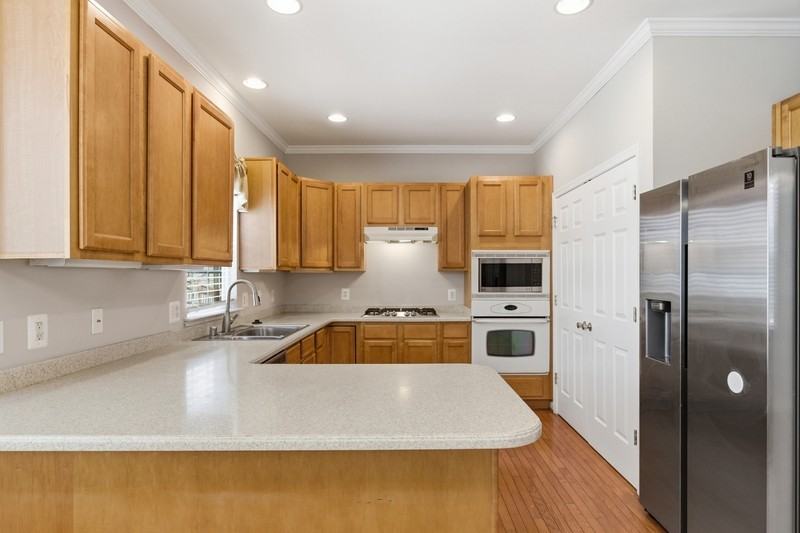 1301 Waterview Way - Photo 5 of 22