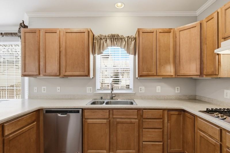 1301 Waterview Way - Photo 6 of 22