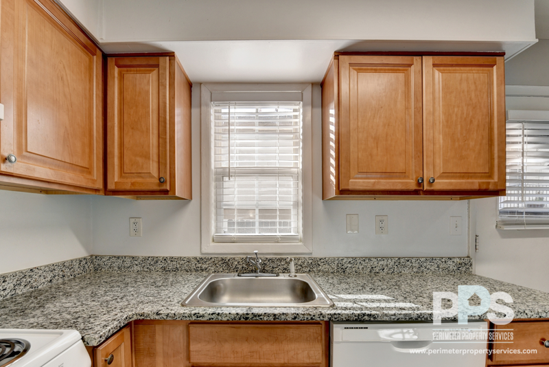 81 E Wesley Rd Ne #4 - Photo 4 of 30