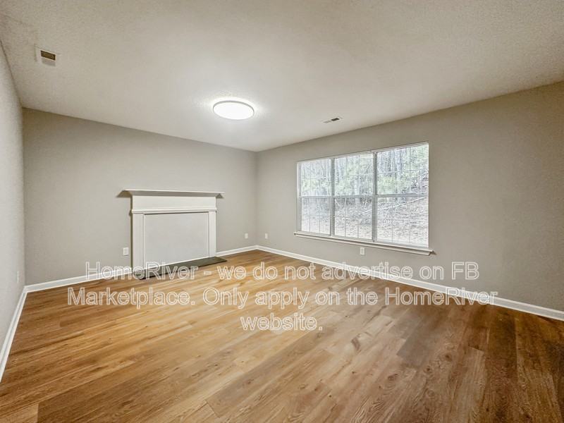 1421 Isleworth Cir - Photo 2 of 21