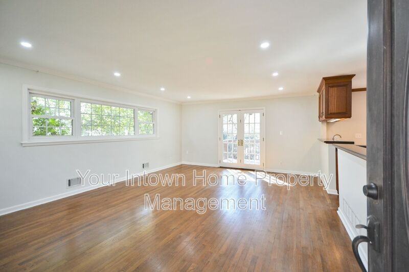 317 Eureka Dr Ne - Photo 2 of 38