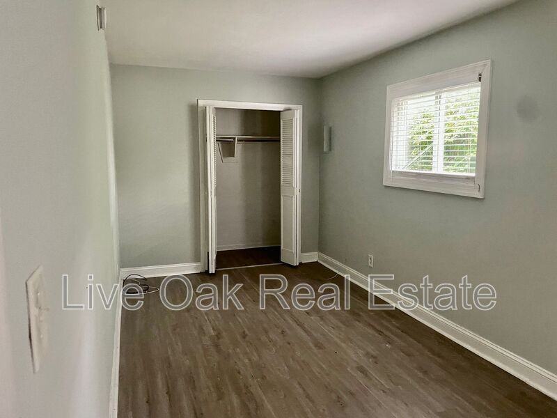 3224 Arctic Ave - Photo 6 of 8