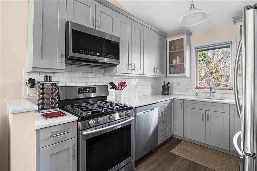 30 Acorn Ct ##G1 - Photo 2 of 19