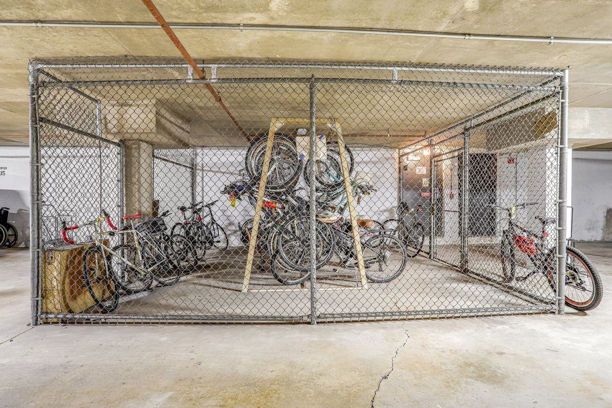 510 N St Sw - Photo 4 of 7