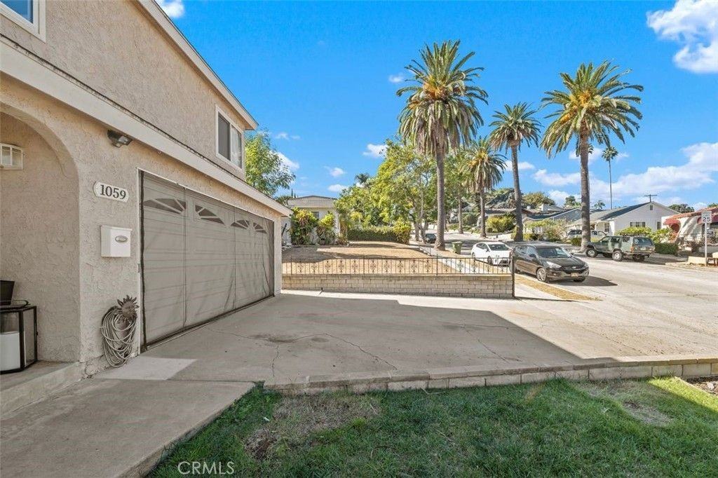 1059 W Sepulveda St - Photo 3 of 47