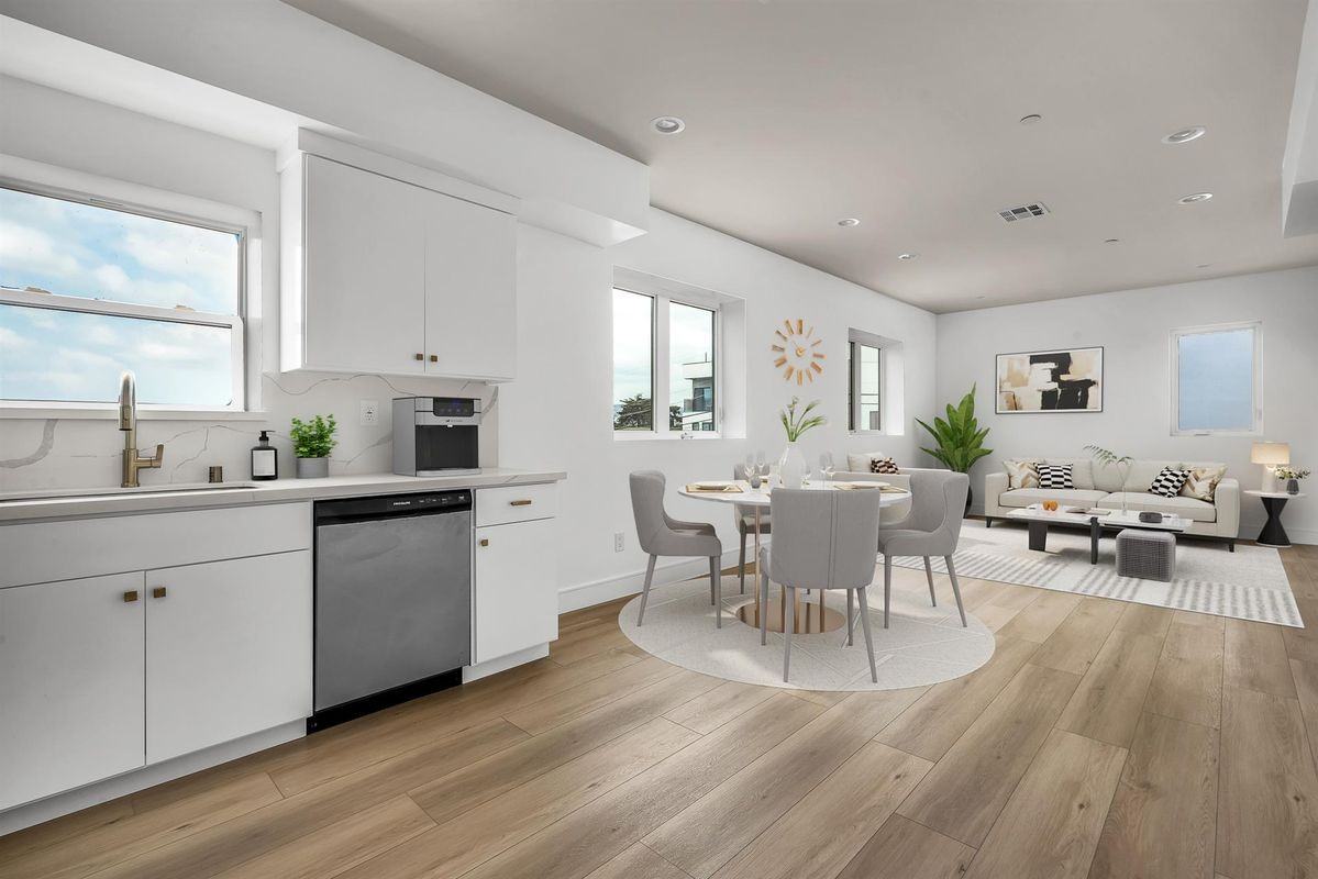 4701 1/4 Saturn St - Photo 2 of 11